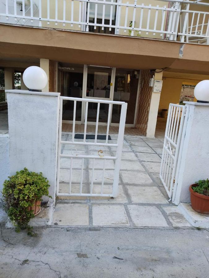 Sea Stars Apartment 1 Περαία Εξωτερικό φωτογραφία